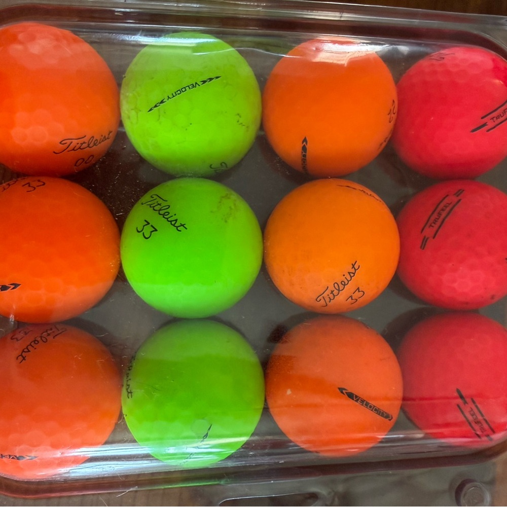 One Dozen used Golf Balls - choose Callaway, Srixon, Titleist, Taylormade, more - Picture 3 of 9